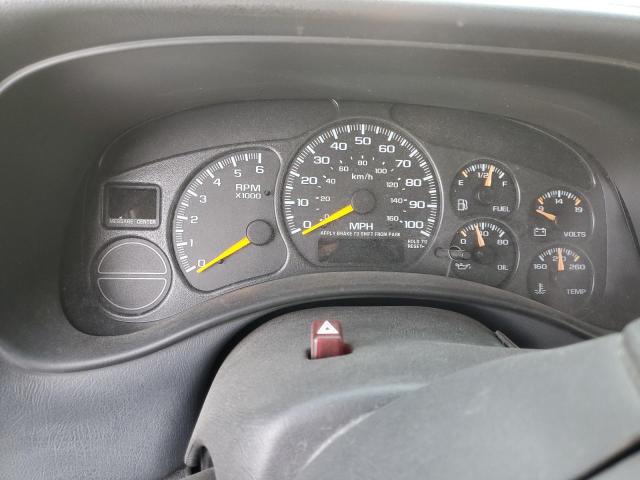 Photo 9 from auction – 2000 CHEVROLET SILVERADO with VIN 1GCEK19T3YE133904