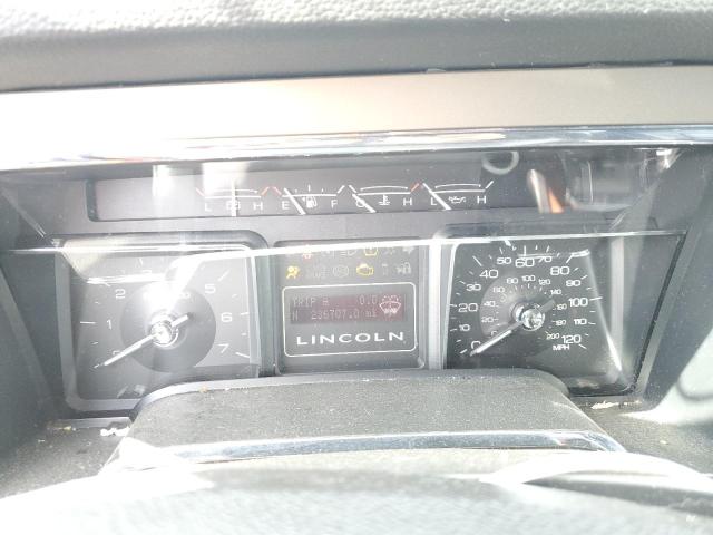 Photo 9 from auction – 2013 LINCOLN NAVIGATOR with VIN 5LMJJ2J56DEL02370