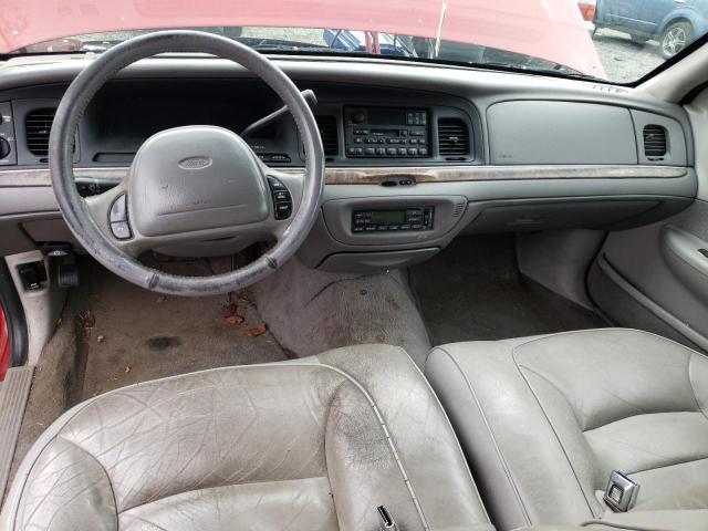 Photo 8 from auction – 2000 FORD CROWN VICT with VIN 2FAFP74W2YX125548