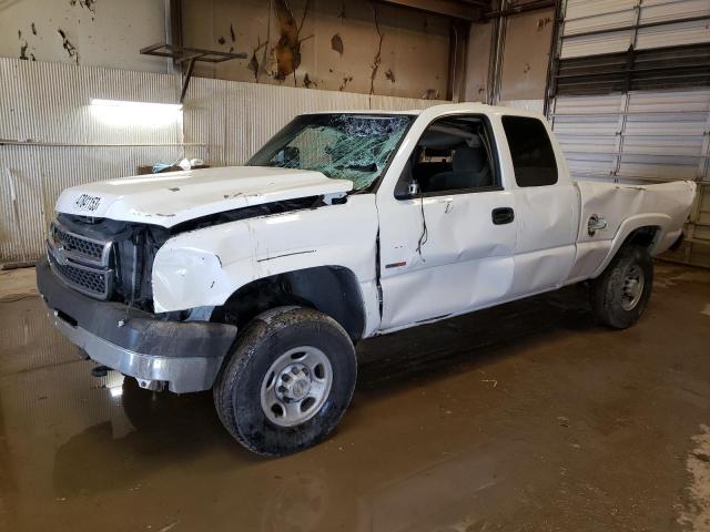 CHEVROLET SILVERADO 2004 with VIN 1GCHK29104E159341 - Photo from auction