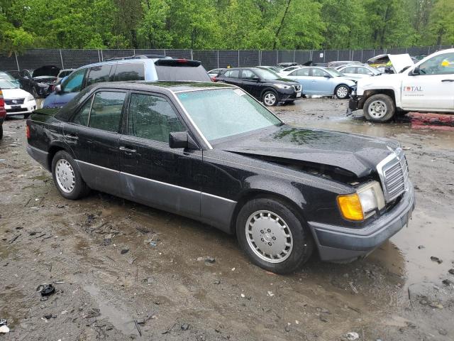 Photo 4 from auction – 1993 MERCEDES-BENZ 300 E with VIN WDBEA32E5PB990119
