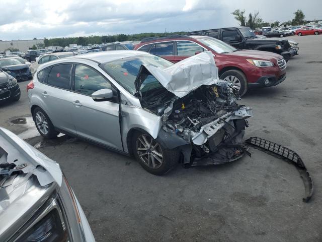 Photo 4 from auction – 2017 FORD FOCUS SE with VIN 1FADP3K24HL258812