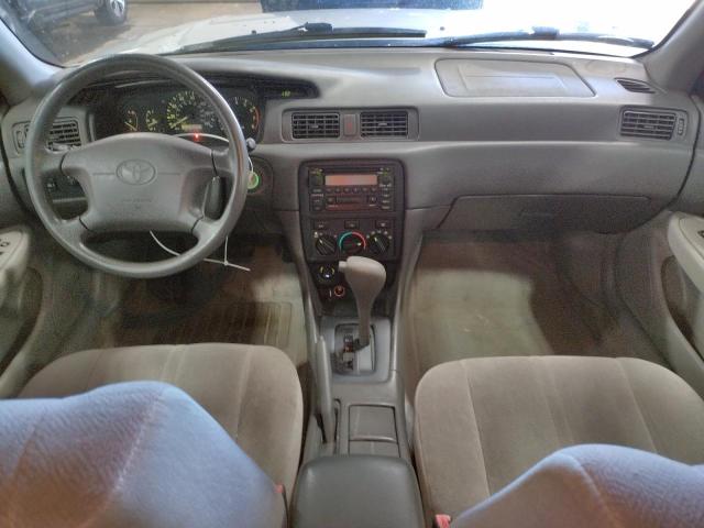 Photo 8 from auction – 2001 TOYOTA CAMRY CE with VIN 4T1BG22K01U026375