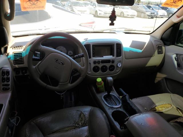 Photo 8 from auction – 2005 FORD ESCAPE XLT with VIN 1FMYU03165KC05924