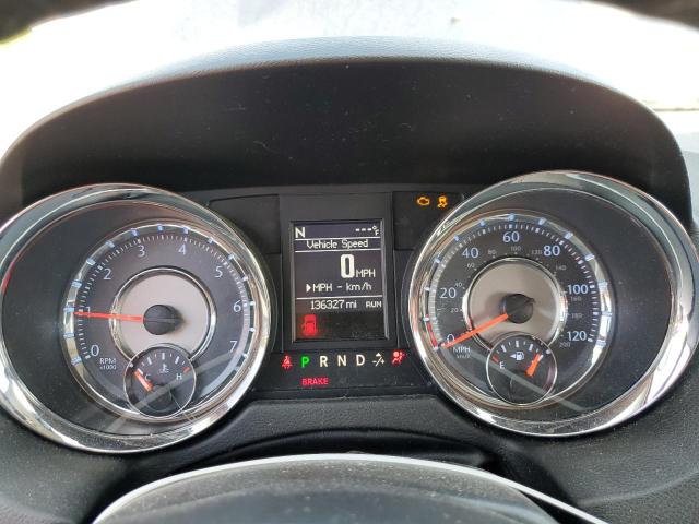 Photo 9 from auction – 2013 CHRYSLER TOWN & COU with VIN 2C4RC1CG0DR569312