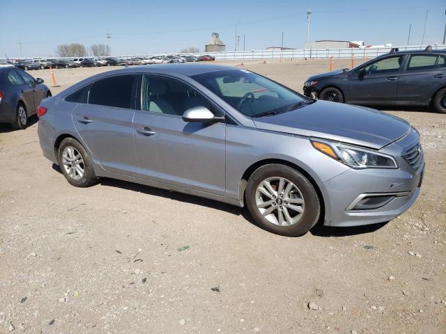 Photo 4 from auction – 2017 HYUNDAI SONATA SE with VIN 5NPE24AF8HH569154