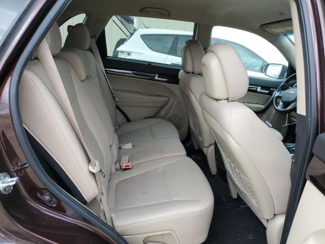 Photo 11 from auction – 2015 KIA SORENTO LX with VIN 5XYKT4A69FG589207