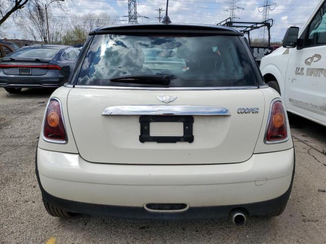 Photo 6 from auction – 2007 MINI COOPER with VIN WMWMF33537TT58496