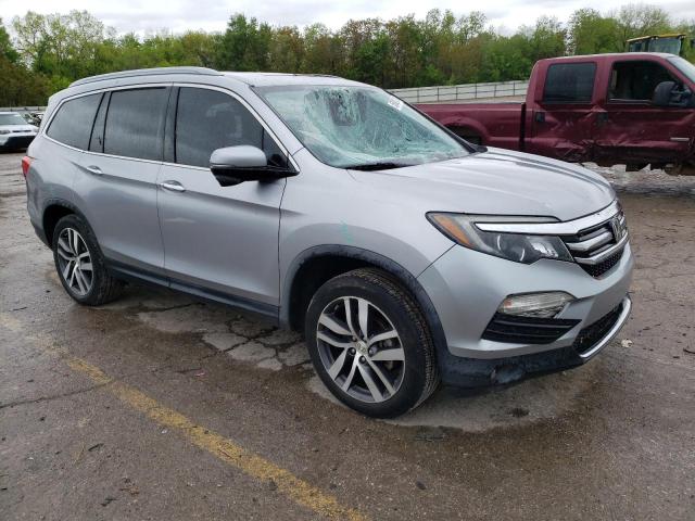 Photo 4 from auction – 2017 HONDA PILOT TOUR with VIN 5FNYF5H92HB008132