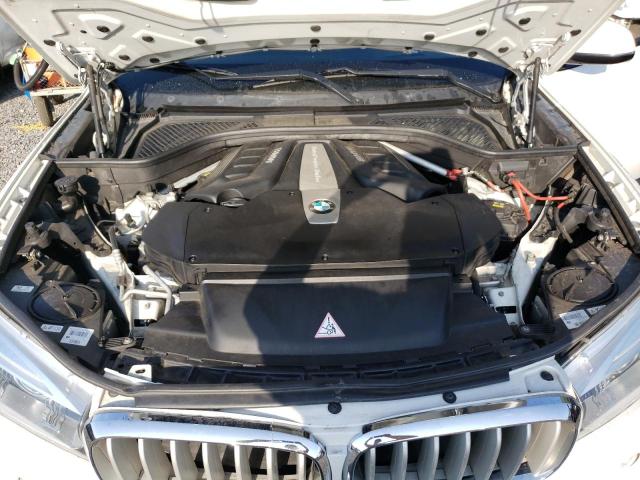 Photo 12 from auction – 2015 BMW X5 XDRIVE5 with VIN 5UXKR6C59F0J77050