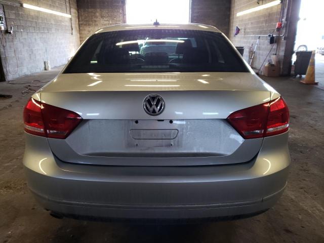 Photo 6 from auction – 2015 VOLKSWAGEN PASSAT SEL with VIN 1VWCT7A30FC046342