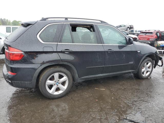 Photo 3 from auction – 2011 BMW X5 XDRIVE5 with VIN 5UXZV8C56BLL67631