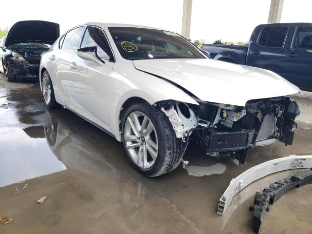 Foto 4 de la subasta – 2022 LEXUS IS 300 con VIN JTHAA1D29N5121962