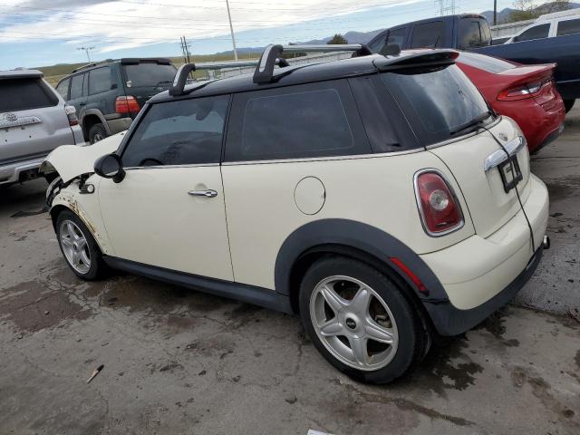 Photo 2 from auction – 2007 MINI COOPER with VIN WMWMF33527TL67853