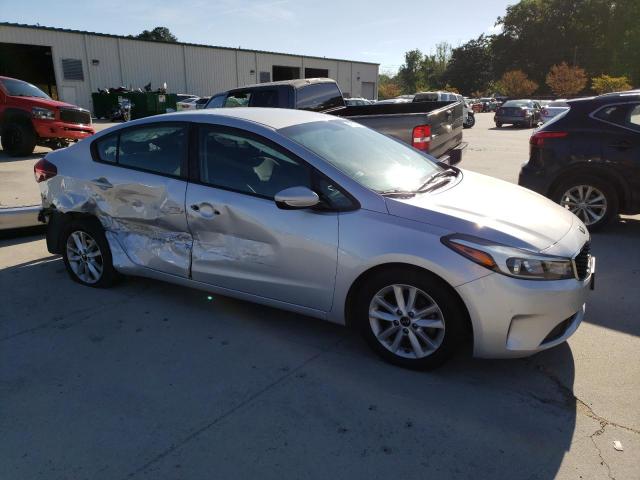 Photo 4 from auction – 2017 KIA FORTE LX with VIN 3KPFL4A74HE124263
