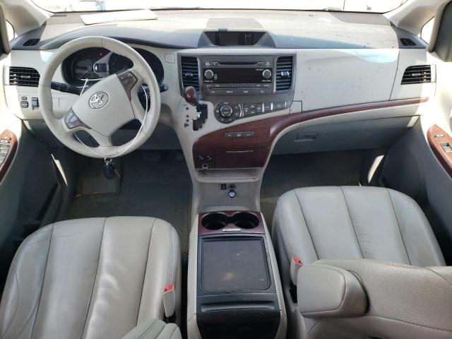 Photo 8 from auction – 2013 TOYOTA SIENNA XLE with VIN 5TDYK3DC3DS337798