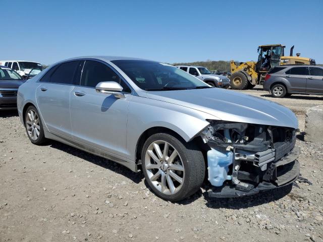 Photo 4 from auction – 2016 LINCOLN MKZ with VIN 3LN6L2G95GR616896