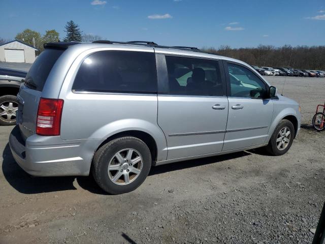 Photo 3 from auction – 2010 CHRYSLER TOWN & COU with VIN 2A4RR5D13AR305149