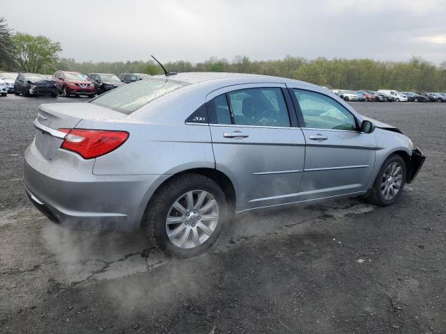 Photo 3 from auction – 2013 CHRYSLER 200 TOURIN with VIN 1C3CCBBB2DN614513