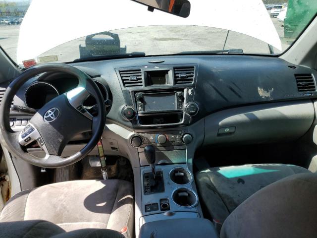 Photo 8 from auction – 2013 TOYOTA HIGHLANDER with VIN 5TDBK3EH3DS228340