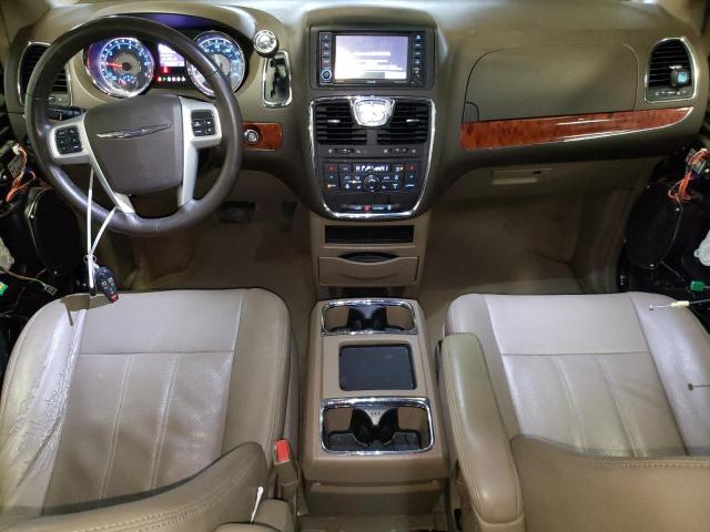 Photo 8 from auction – 2015 CHRYSLER TOWN & COU with VIN 2C4RC1CGXFR674636