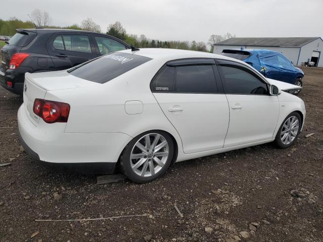 Photo 3 from auction – 2010 VOLKSWAGEN JETTA WOLF with VIN 3VWRA7AJ1AM083471