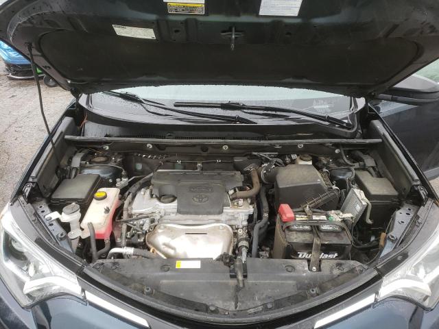 Photo 12 from auction – 2018 TOYOTA RAV4 LE with VIN 2T3ZFREV1JW462966