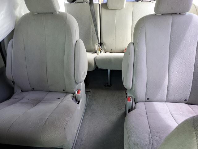 Photo 10 from auction – 2011 TOYOTA SIENNA with VIN 5TDZK3DCXBS059743