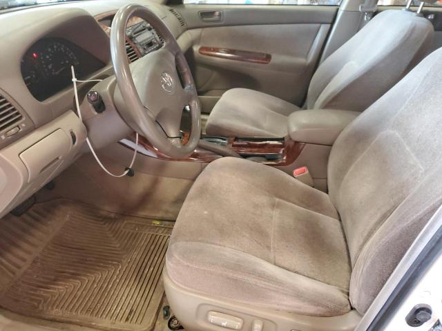 Photo 7 from auction – 2004 TOYOTA CAMRY LE with VIN JTDBE32K540269126