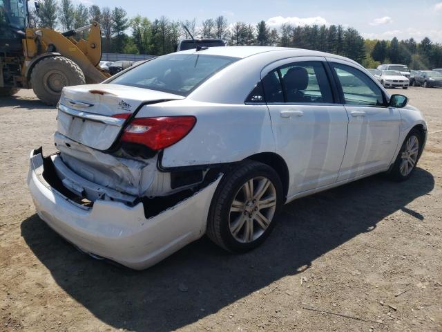 Photo 3 from auction – 2012 CHRYSLER 200 TOURIN with VIN 1C3CCBBB5CN120399