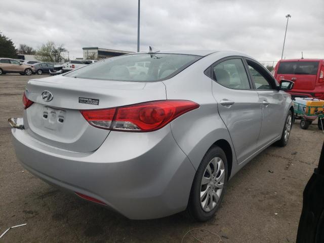 Photo 3 from auction – 2012 HYUNDAI ELANTRA GL with VIN 5NPDH4AE4CH062875