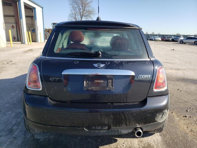 Photo 6 from auction – 2007 MINI COOPER with VIN WMWMF33537TL78425