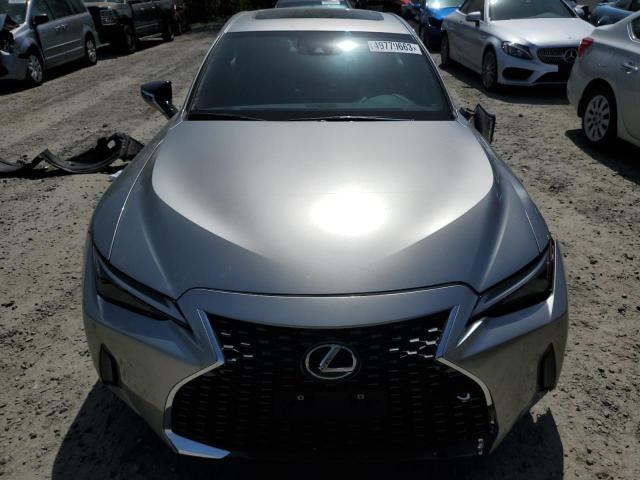 Photo 5 from auction – 2022 LEXUS IS 300 with VIN JTHD81F27N5048693