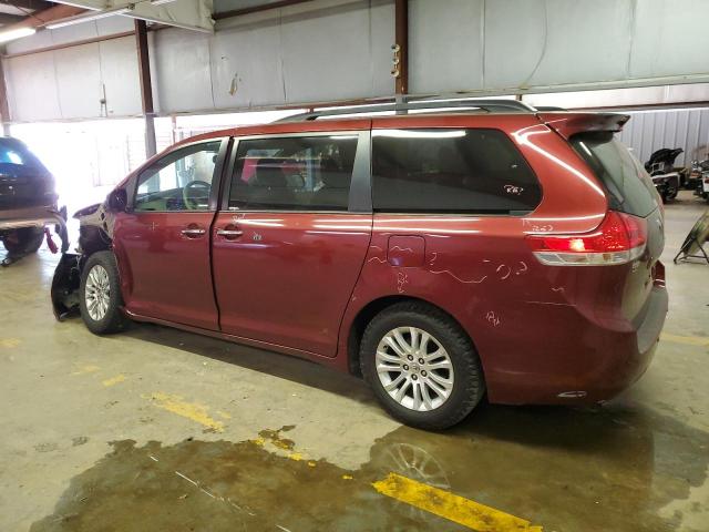 Photo 2 from auction – 2012 TOYOTA SIENNA XLE with VIN 5TDYK3DC1CS239626