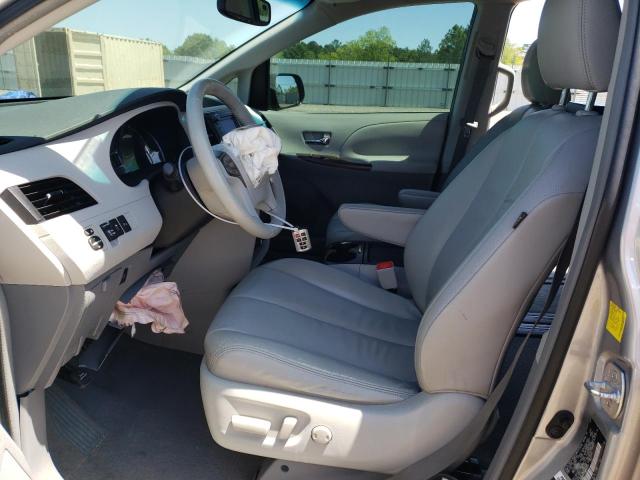 Photo 7 from auction – 2011 TOYOTA SIENNA XLE with VIN 5TDYK3DC8BS026557