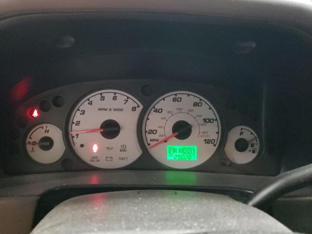 Photo 9 from auction – 2002 FORD ESCAPE XLT with VIN 1FMYU04162KC30400