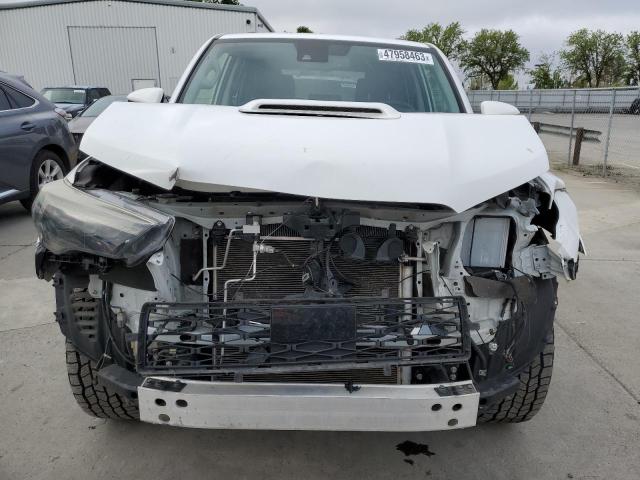 Photo 5 from auction – 2020 TOYOTA 4RUNNER SR with VIN JTEBU5JR2L5831767