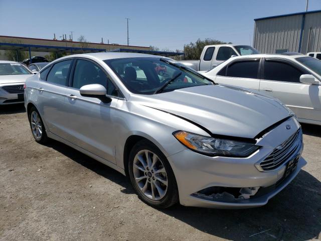 Photo 4 from auction – 2017 FORD FUSION SE with VIN 3FA6P0LU0HR323695