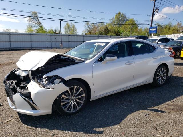 LEXUS ES 350 2020 with VIN 58ADZ1B14LU077538 - Photo from auction
