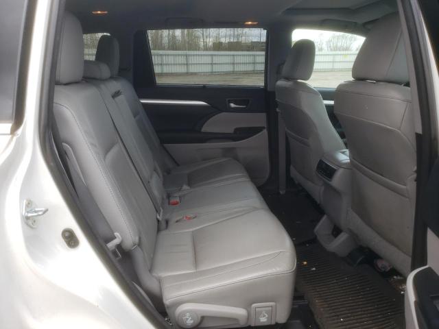 Photo 11 from auction – 2015 TOYOTA HIGHLANDER with VIN 5TDJKRFH7FS222606