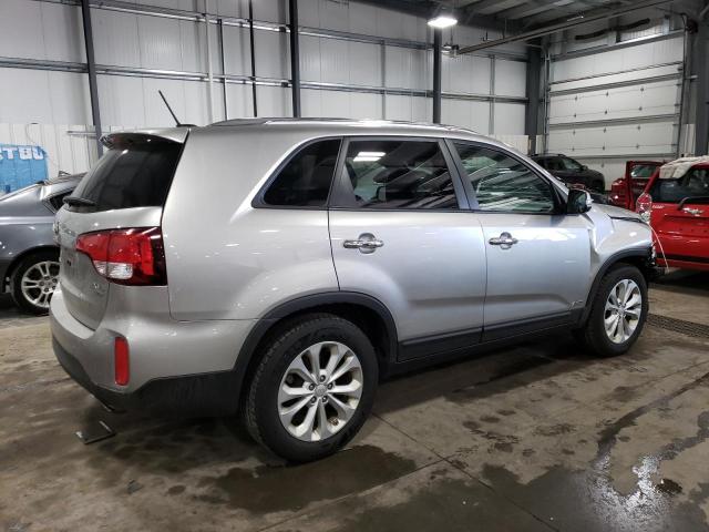 Photo 3 from auction – 2014 KIA SORENTO EX with VIN 5XYKUDA78EG548023