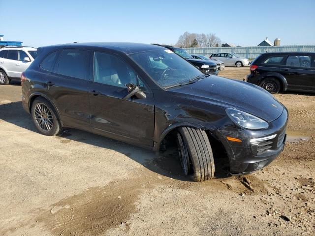 Photo 4 from auction – 2017 PORSCHE CAYENNE with VIN WP1AA2A27HKA91182