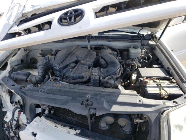 Photo 12 from auction – 2005 TOYOTA 4RUNNER SR with VIN JTEBU14RX58034253
