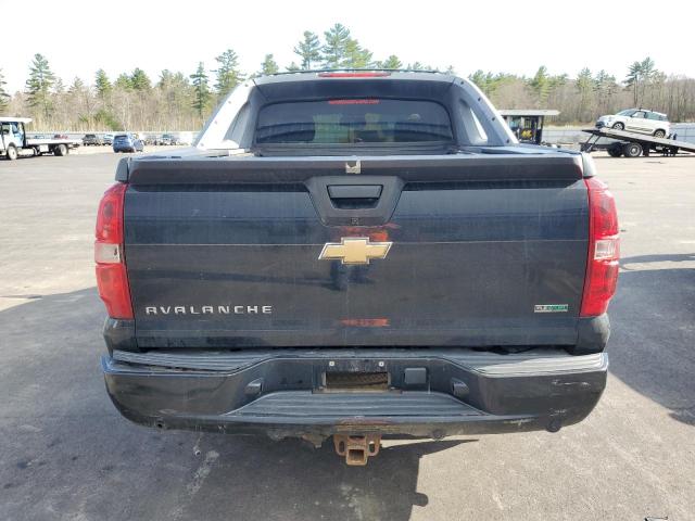 Photo 6 from auction – 2011 CHEVROLET AVALANCHE with VIN 3GNTKEE38BG187274