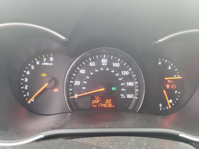 Photo 9 from auction – 2015 KIA SORENTO LX with VIN 5XYKT3A68FG592786