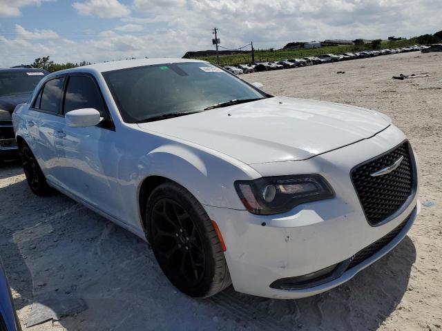 Photo 4 from auction – 2016 CHRYSLER 300 S with VIN 2C3CCABG5GH135117