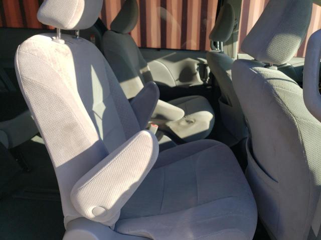 Photo 11 from auction – 2019 TOYOTA SIENNA LE with VIN 5TDJZ3DC6KS219366