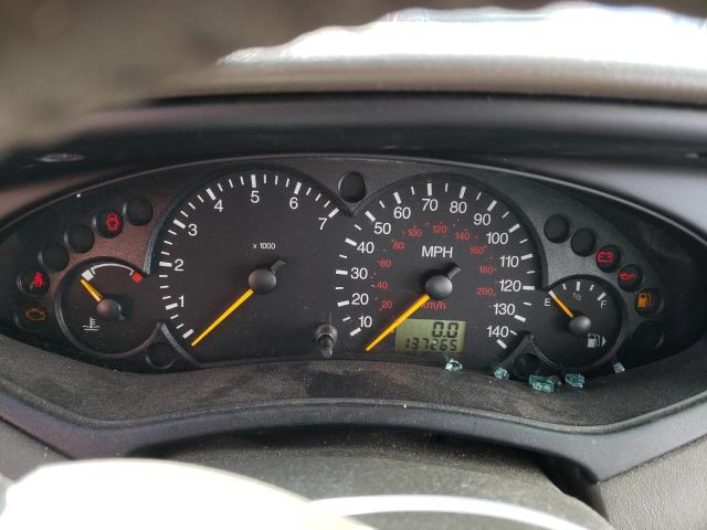 Photo 9 from auction – 2004 FORD FOCUS with VIN 1FAHP38ZX4W177022
