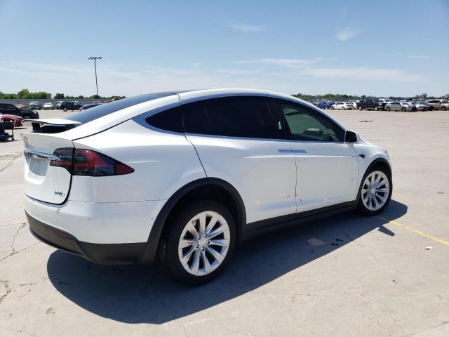 Photo 3 from auction – 2017 TESLA MODEL X with VIN 5YJXCDE25HF065656
