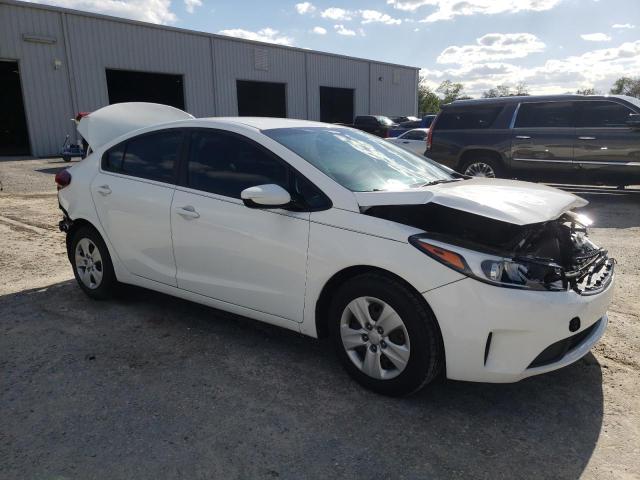 Photo 4 from auction – 2017 KIA FORTE LX with VIN 3KPFK4A78HE040272